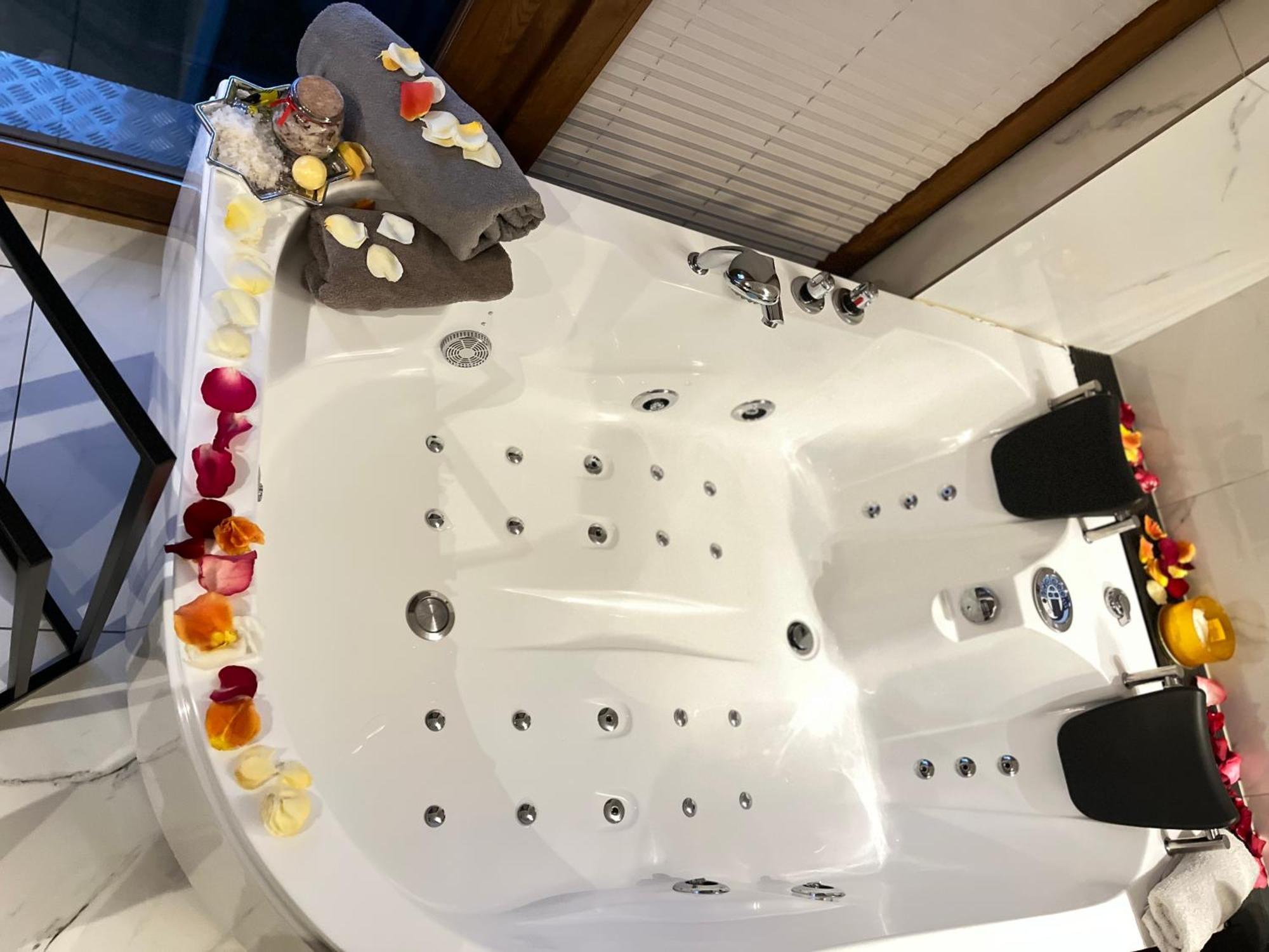 Jacuzzi Rakowicka Top Apartments Краков Экстерьер фото