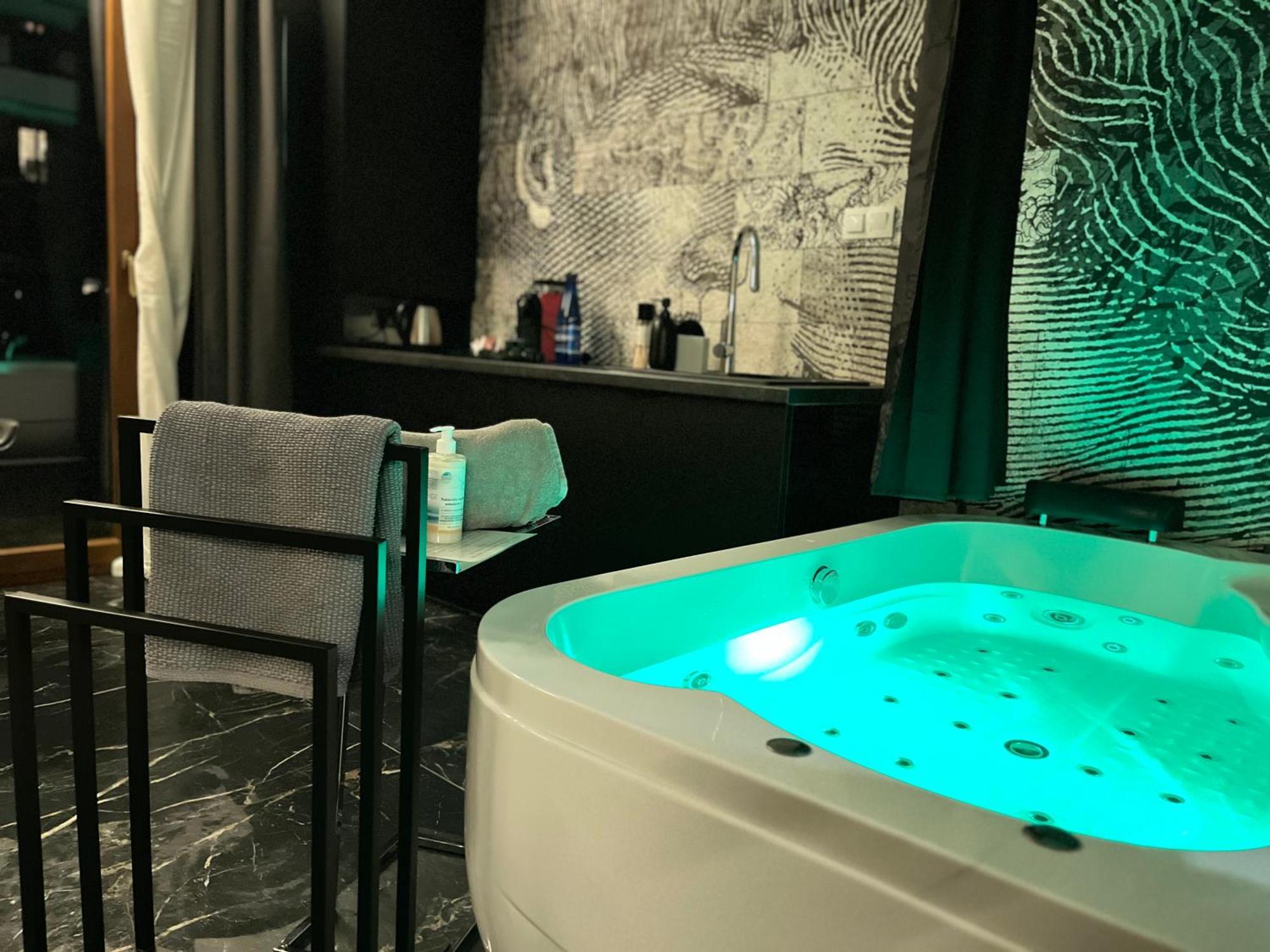 Jacuzzi Rakowicka Top Apartments Краков Экстерьер фото